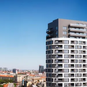 2 Apartment, With A View Of The Castle