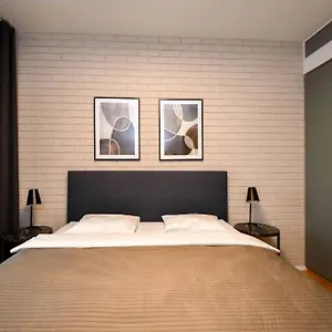 Skypark Luxury With Skyline View & Free Parking Apartment Bratislava