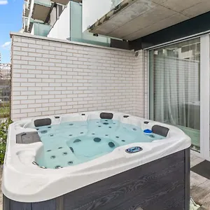 Apartment Lam Jegeho Alej - Jacuzzi - Free Parking *