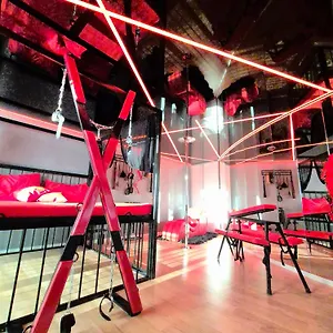 Apartment Bdsm V Bratislave -adults Only Bratislava