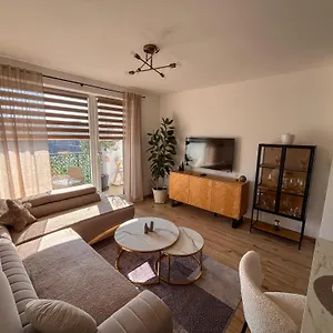 V Meste Apartment *