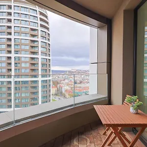 Skypark Tower 3-2 Bedroom Luxe With Free Parking Apartment Bratislava