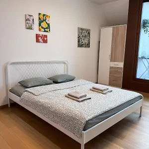 Apartment Modern Old Town - Balcony, Coffee, Wifi *