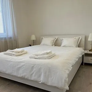 Apartment Elegant Escape I - Centre