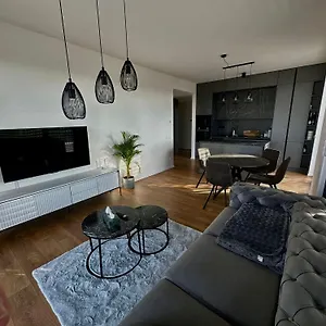 Apartment Luxury 3