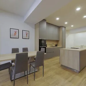Shone Old Town 2 Bedroom * Bratislava