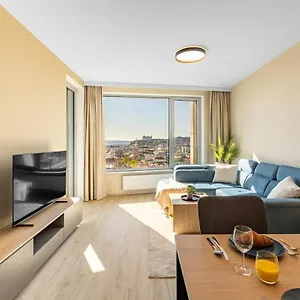 Apartment Skypark's Royal Castle View Pressburg