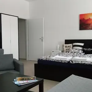 Mari Kiri Guest house