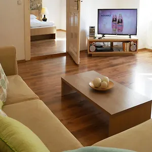 Courtyard Hotel 3*