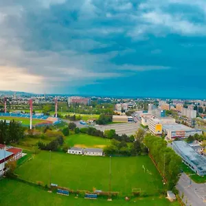 Juls Next To Football And Hockey Stadium Apartment *