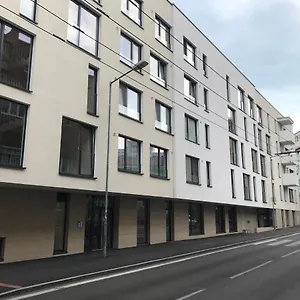 Leo Free Parking - Augusta *