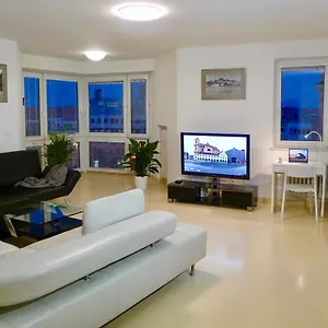 Apartment The Corner *