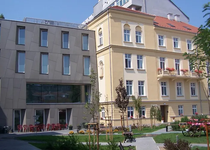 Centrum Salvator Bratislava foto