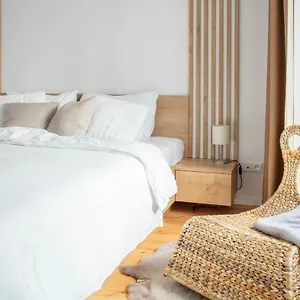 Bastova Apartment *