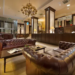 Apollo Hotel