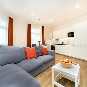 Apartment New 1 - Self Check In, Free Parking *
