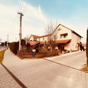 Гостевой дом Rusovsky 2*