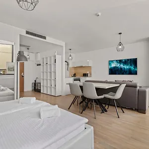 Lam Waves - Ac - Terrace * Bratislava