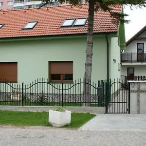 Ria Bed & Breakfast Bratislava