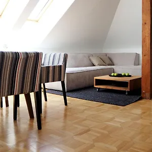 Apartment Vynimocny Apartman V Staromestskej Vile S Vyhladom Na Hrad *