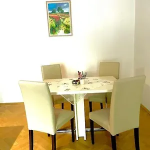 Apartment 2,5 Izbovy V Ruzinove S Parkovanim Zdarma