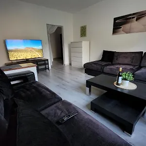 Spacious & Cleаn 4 Isolated Best For Groups Bratislava