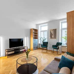 Apartment Urban Oasis Near Park And Center *