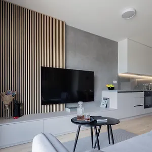 Apartment Zwirnovka - Brand New - 24-7 - Free Parking - Shopping Center Nivy - Main Bus Station *