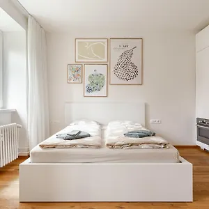 Newly Renovated 1-room In Historic Center