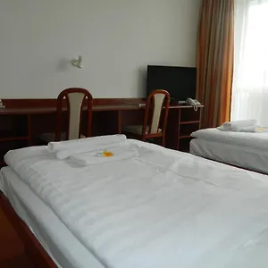 Nivy 3* Bratislava