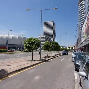 Luka Studio Aircondition + Free Parking *
