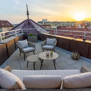 Stylish In The Centre Apartment Bratislava