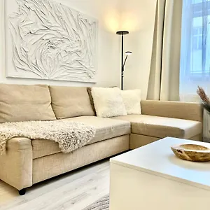 Apartment Bond Old Town Bratislava