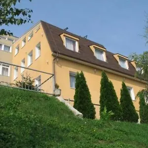 Hotel Zlata Noha 3*