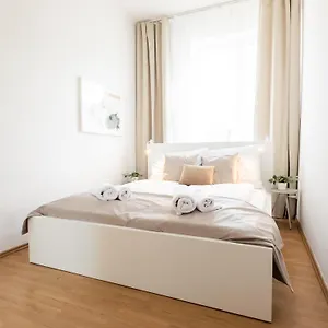Sage Train Station Apartment
