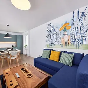 Riverside Center, 3 Bedroom Garage Bratislava