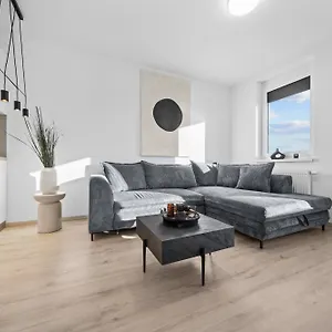 Modern 2-bedroom In The Heart Of Apartment
